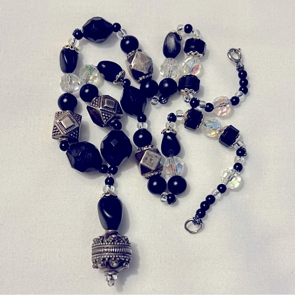 Black, Silver & Aurora Necklace - Picture 1 of 12